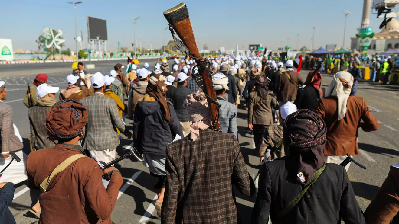 Newly recruited fighters who joined a Houthi military force intended to be sent to fight in support of the Palestinians in the Gaza Strip, march during a parade in Sanaa, Yemen December 2, 2023. Reuters/Khaled Abdullah