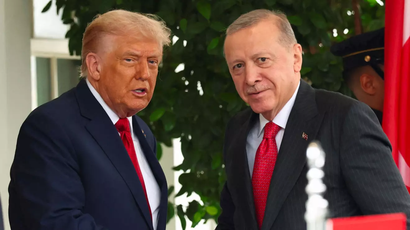 U.S. President Donald Trump and Turkey's President Recep Tayyip Erdogan shake hands as they meet at the White House in Washington, D.C., U.S., September 25, 2025. Reuters/Kevin Lamarque