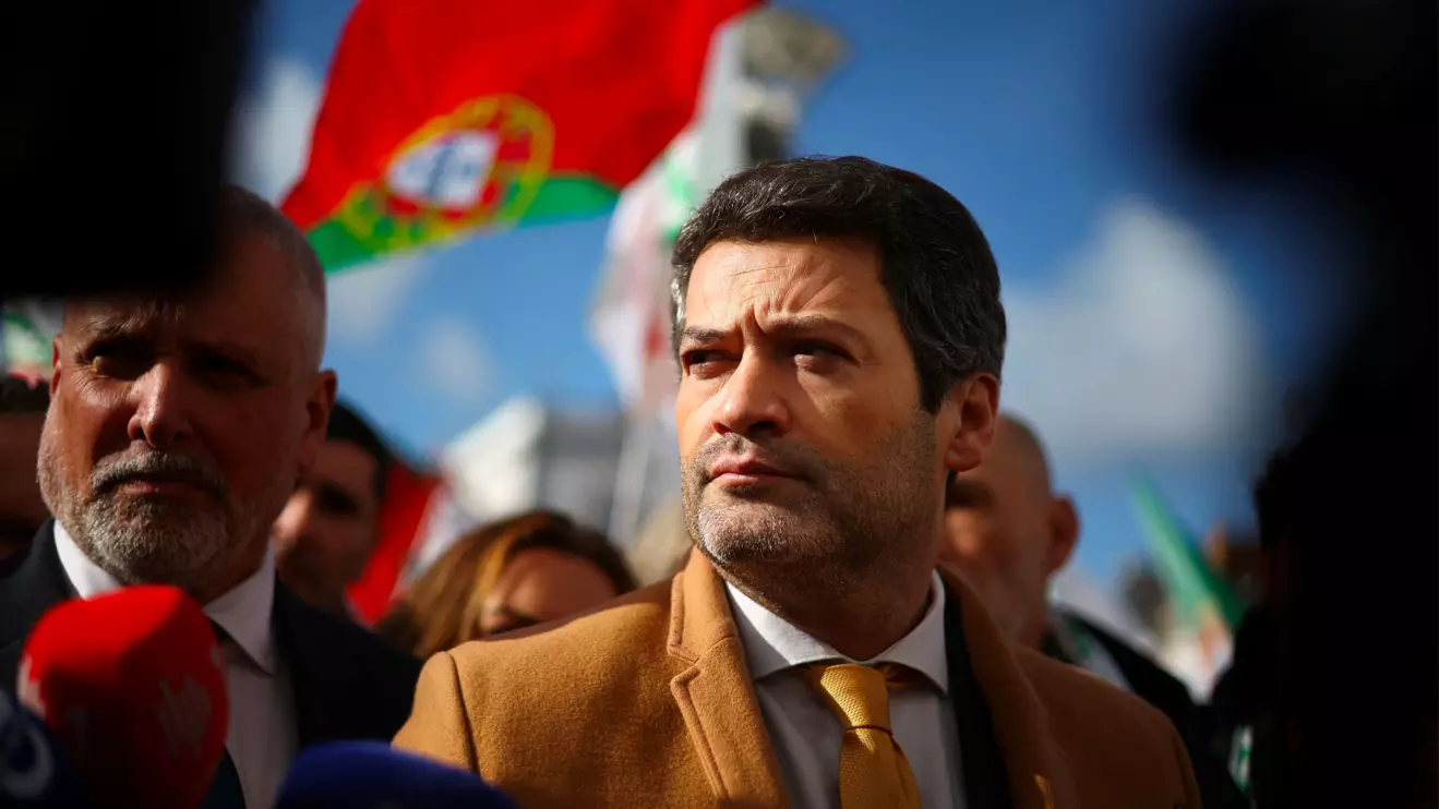 Andre Ventura, leader of Portugal's far-right political party Chega and Presidential candidate for the elections on January 18th, speaks to journalists during a rally in Sobral de Monte Agraco, Portugal, January 9, 2026. Reuters/Pedro Nunes