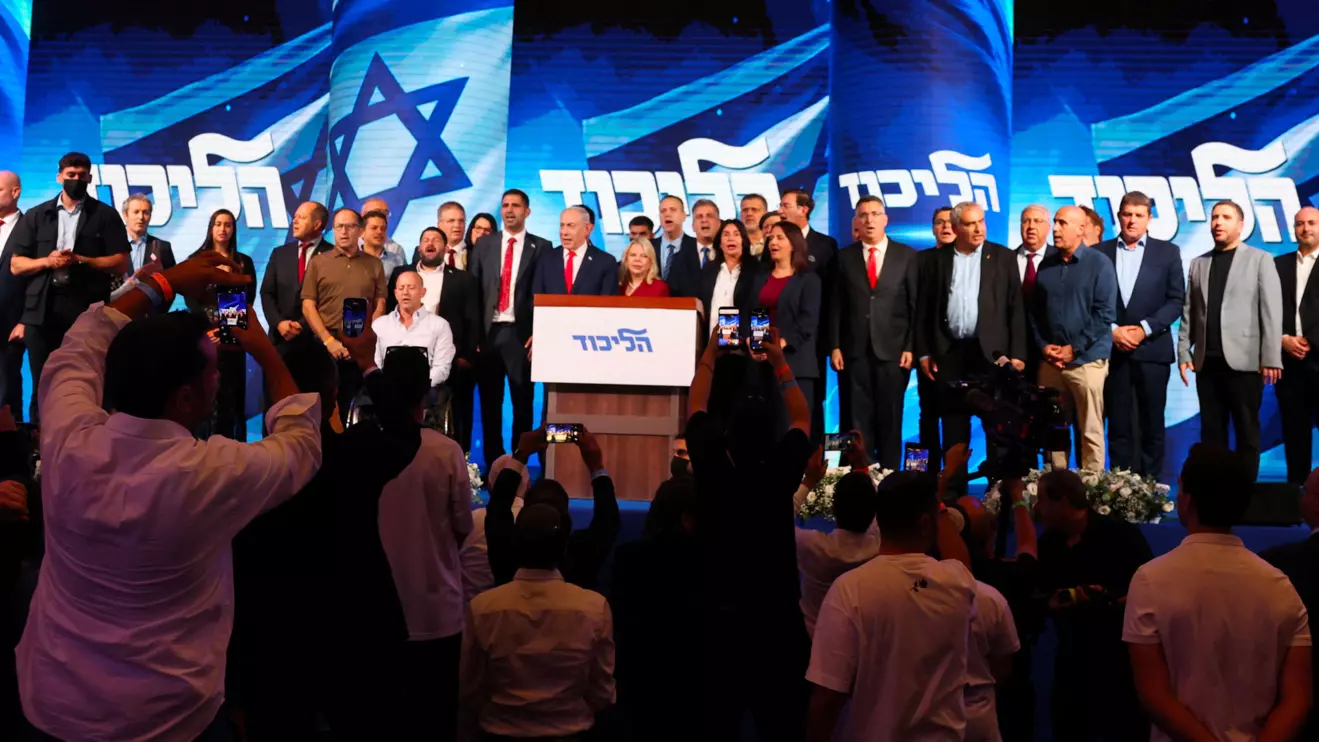 Israeli Prime Minister and Likud party leader Benjamin Netanyahu stands next to his wife Sara Netanyahu as he gives a statement following exit polls for Israel's national election, at Likud's election headquarters in Jerusalem, October 28, 2026. Reuters/Ammar Awad