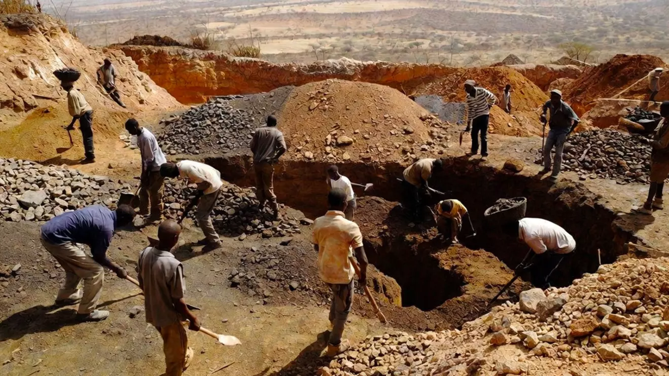 Sudan is one of Africa's largest gold producers, but the vast majority of its gold is produced through dangerous artisan mining techniques and later smuggled out of the country © Mena Today 