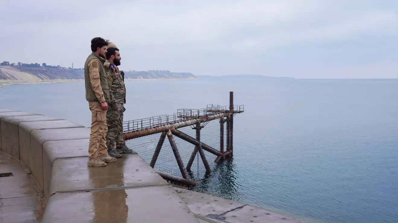Syrian army fighters inside the Euphrates Dam in the city of Tabqa after the Syrian army took control of it, and withdrawal of the Syrian Democratic Forces (SDF), in Tabqa, Syria, January 18, 2026. Reuters/Karam al-Masri
