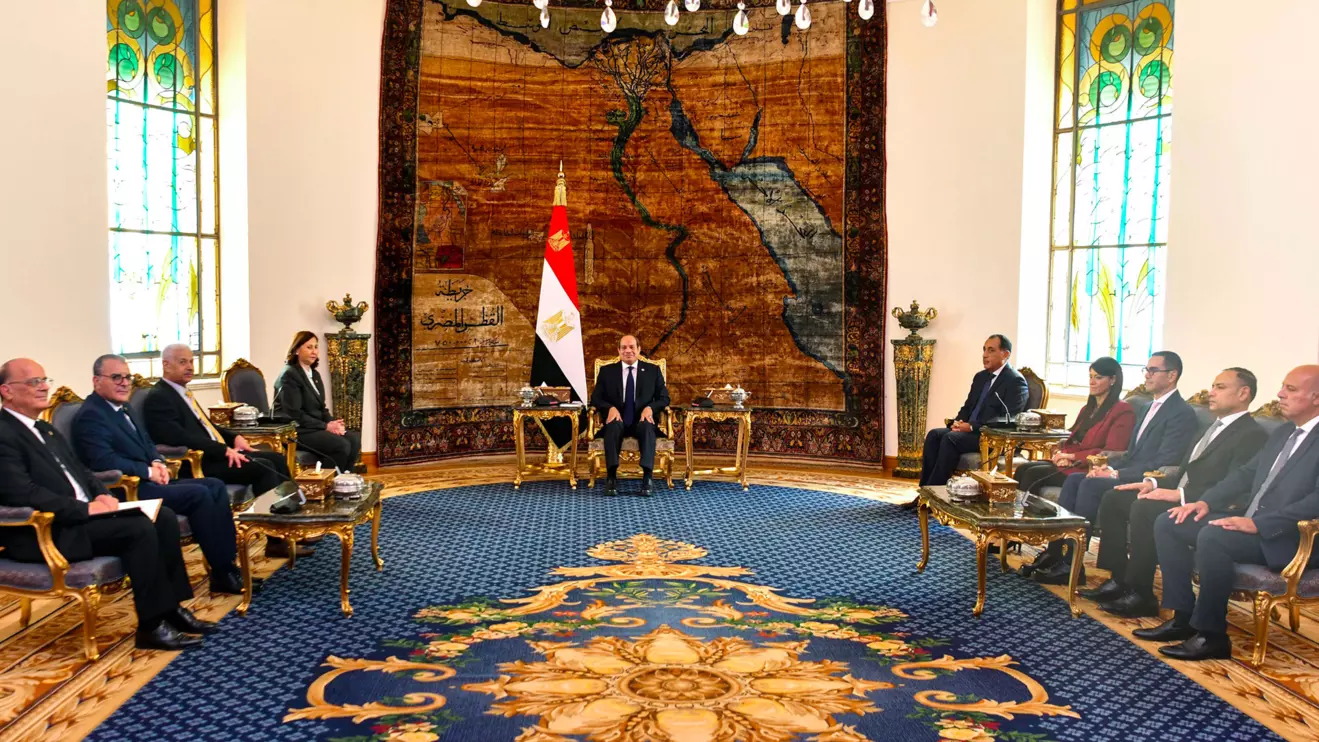 President El-Sisi received Sarah Al-Zafrani and the accompanying delegation © Egypt Presidency 