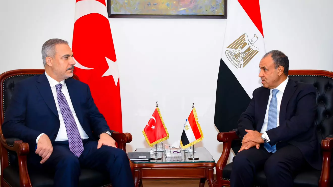 Hakan Fidan (L) and Badr Abdelatty © X