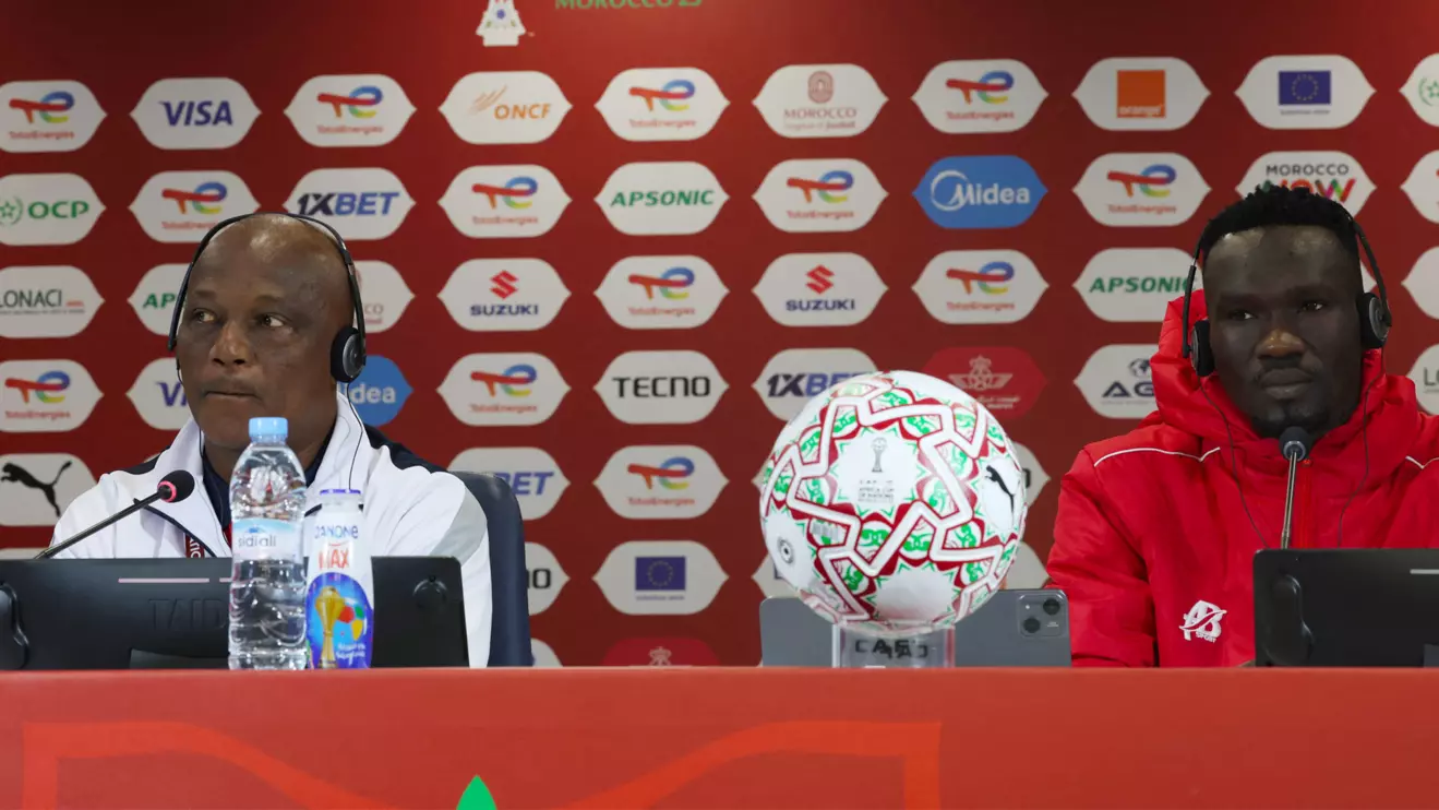Soccer Football - CAF Africa Cup of Nations - Morocco 2025 - Sudan Press Conference - Tangier Grand Stadium, Tangier, Morocco - January 2, 2026 Sudan's Bakhit Khamis and coach James Kwesi Appiah during the press conference Reuters/Amr Abdallah Dalsh
