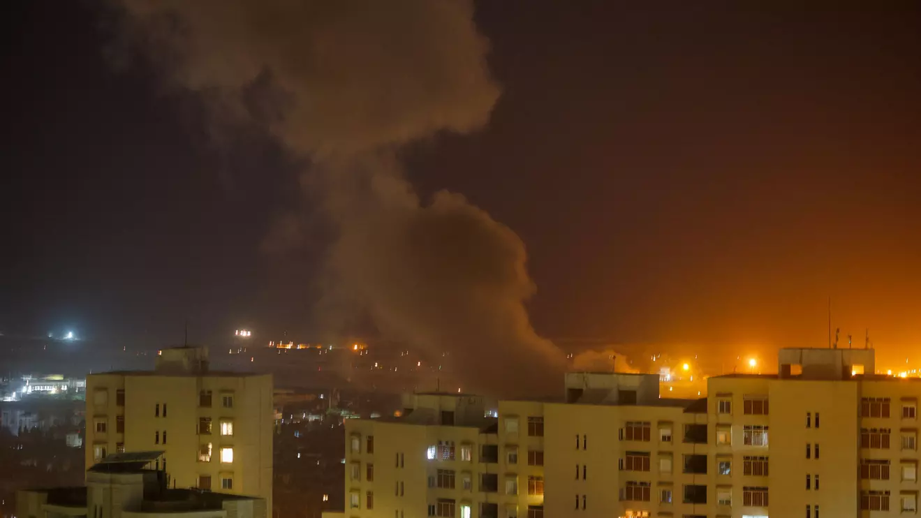 Smoke billows over Beirut's southern suburbs after an Israeli strike, amid the ongoing hostilities between Hezbollah and Israeli forces, as seen from Baabda, Lebanon, November 24, 2024. Reuters/Adnan Abidi