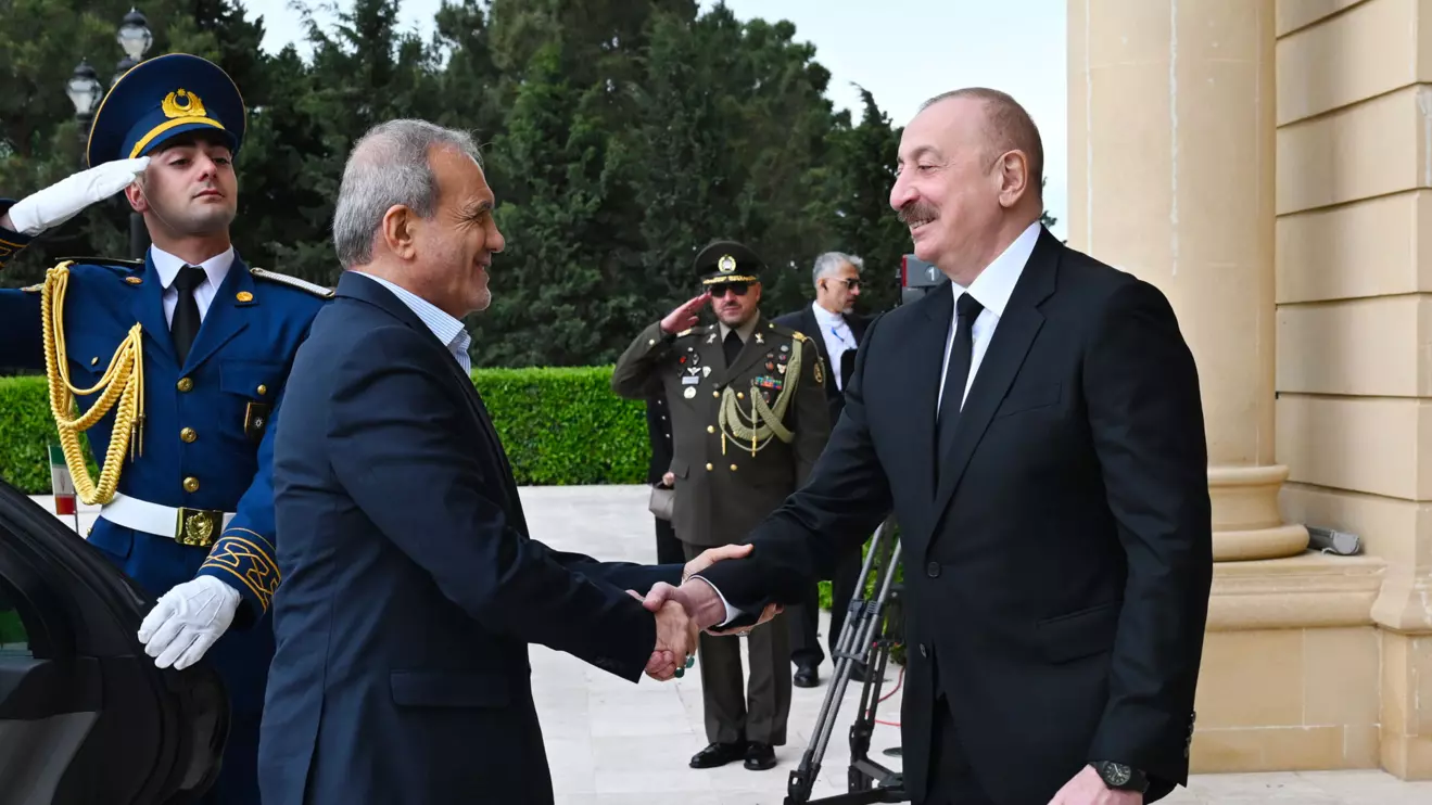 Ilham Aliev welcomes Massoud Pezeshkian to Baku on Monday © X