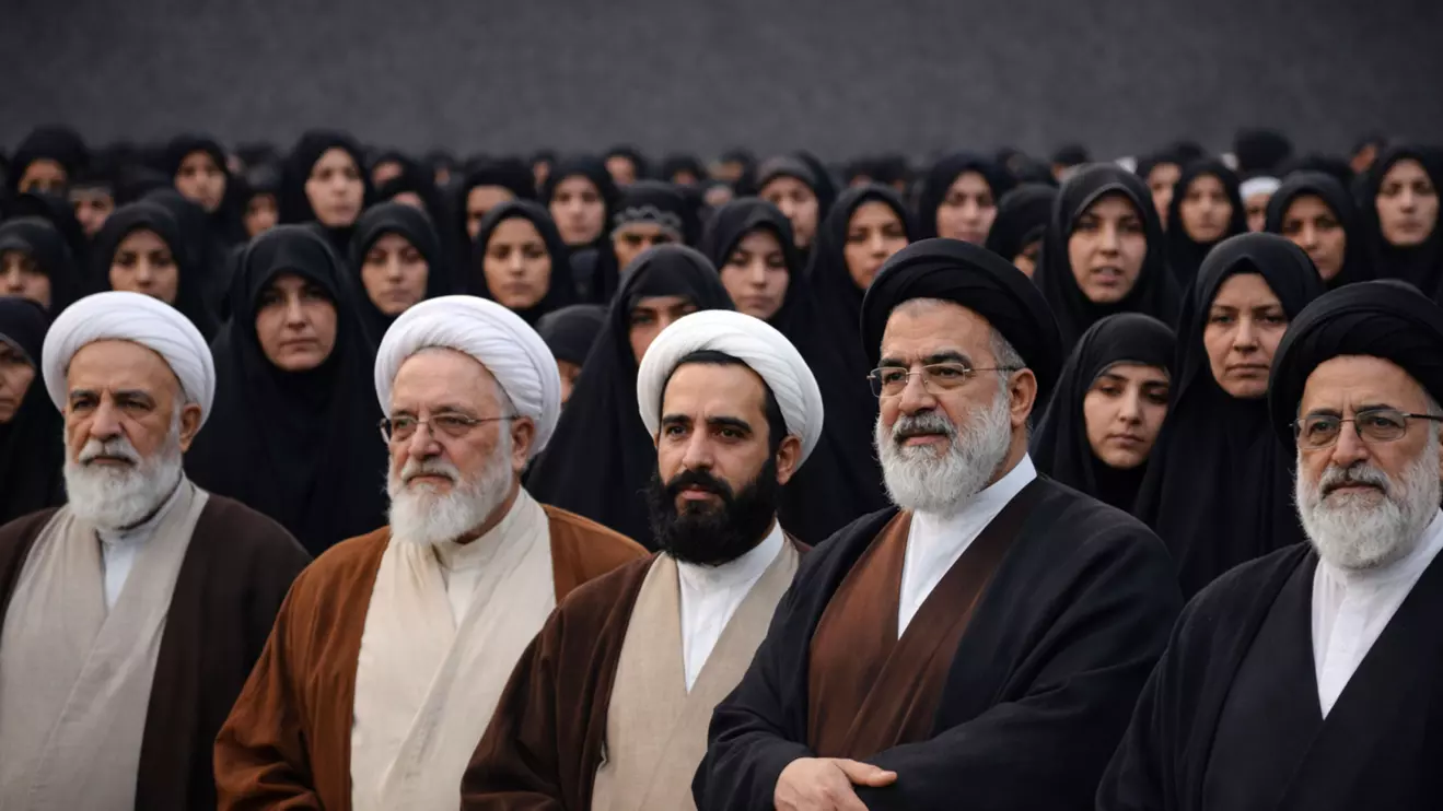God and gold: Iran's clerics want both © Mena Today 