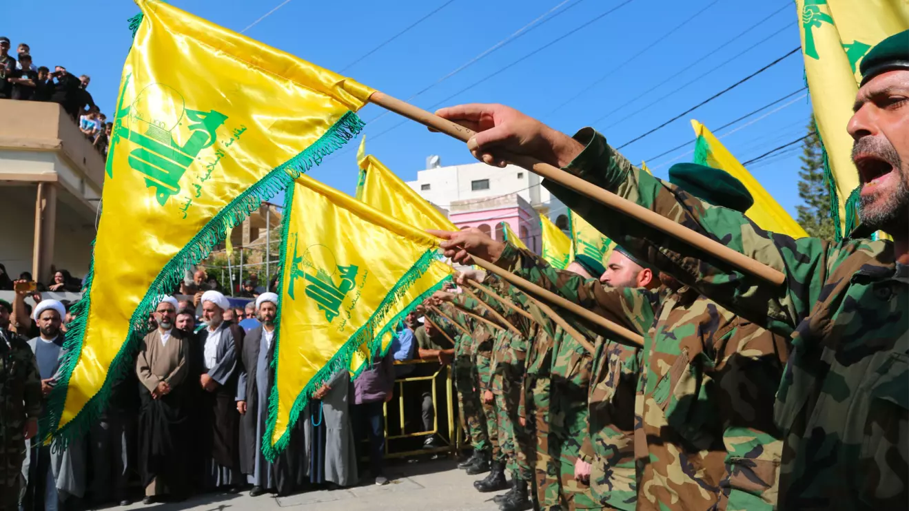 According to Defense Minister Gallant, Israel is transitioning from a defensive stance against Hezbollah to an offensive strategy © Mena Today 
