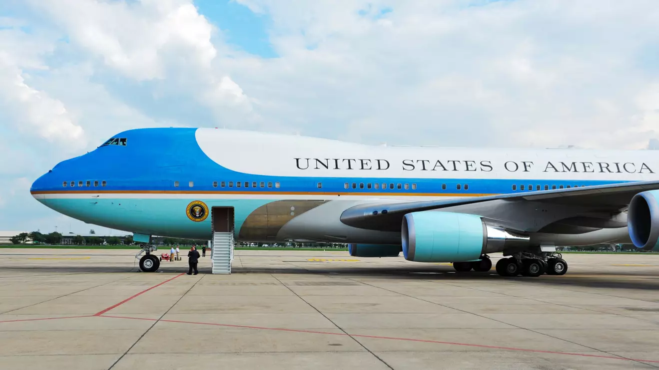 The Emir and the Prime Minister will board Air Force One during the technical stop in Qatar for a private discussion on the situation in Gaza and efforts to ensure the ceasefire holds © Mena Today 