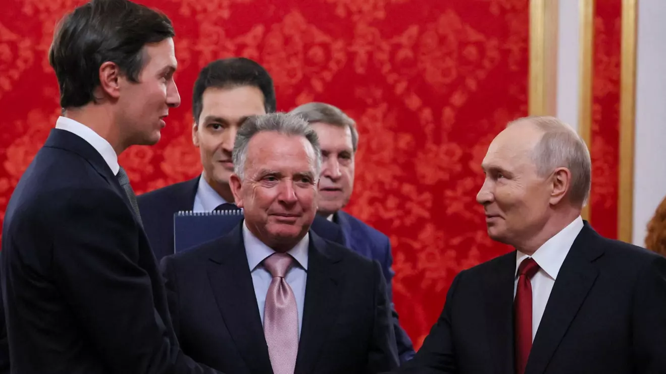 Russian President Vladimir Putin shakes hands with Jared Kushner, U.S. President Donald Trump's son-in-law, as U.S. Special Envoy Steve Witkoff stands nearby during a meeting at the Kremlin in Moscow, Russia, September 5, 2026. Sputnik/Mikhail Metzel/Pool via Reuters