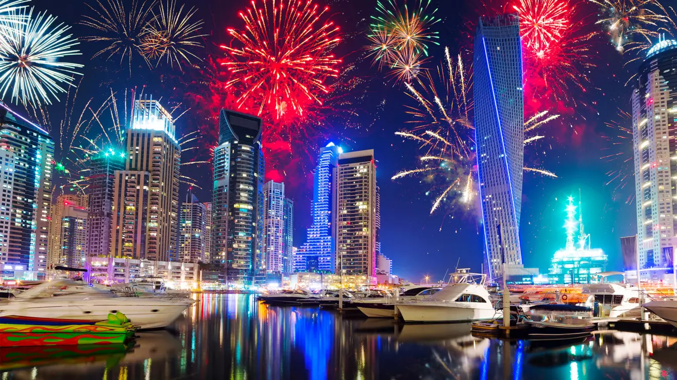 New Year fireworks display in Dubai, UAE © Mena Today 