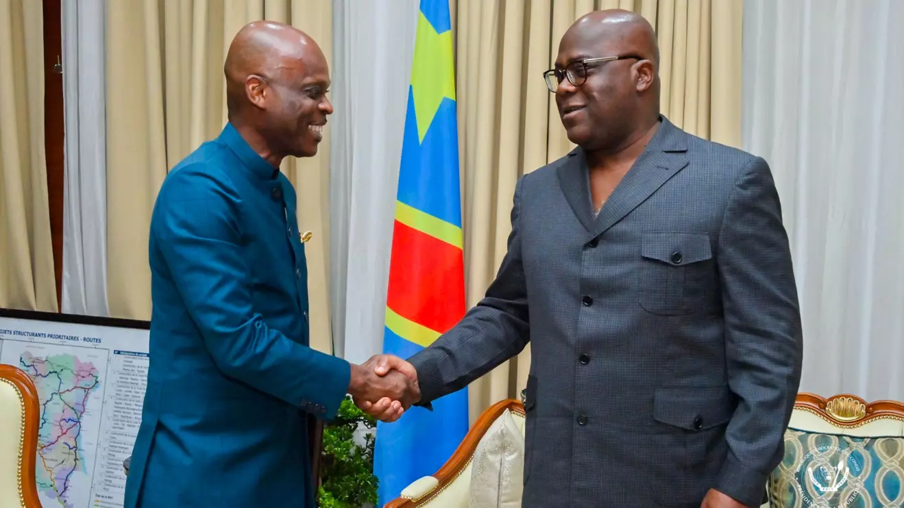 Robert Dussey (L) and the President of the DRC, Félix Antoine Tshisekedi © DRC/PR File Photo 