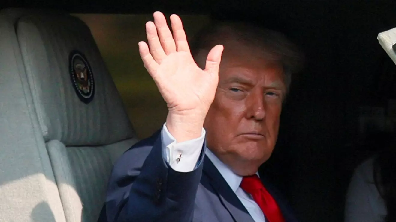 U.S. President Donald Trump waves aboard Marine One in Carlisle, Pennsylvania, U.S., July 15, 2026. Reuters/Kylie Cooper