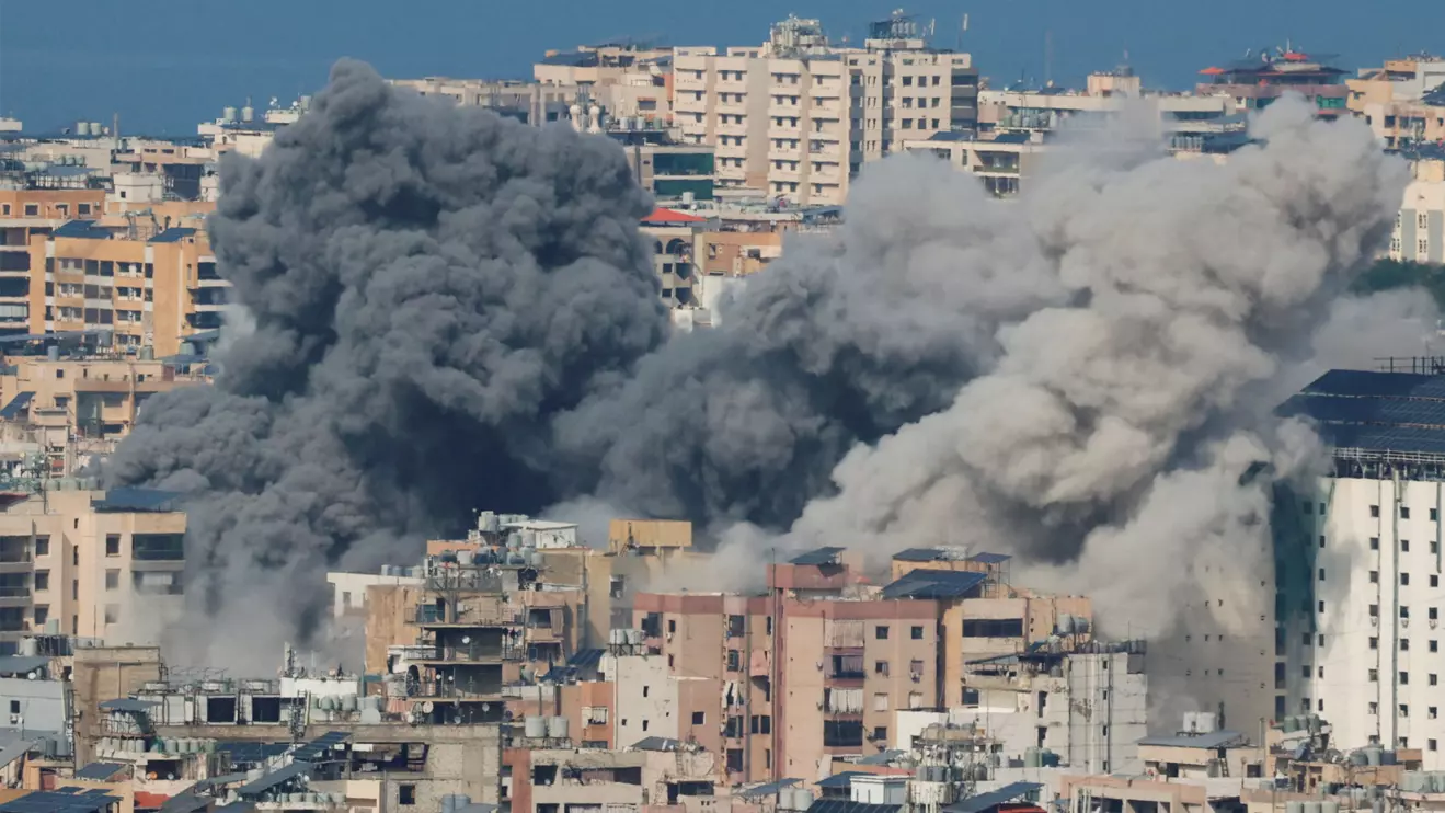 Smoke rises after an Israeli strike on Beirut's southern suburbs, following an escalation between Hezbollah and Israel amid the U.S.-Israeli conflict with Iran, Lebanon, March 4, 2026. Reuters/Claudia Greco