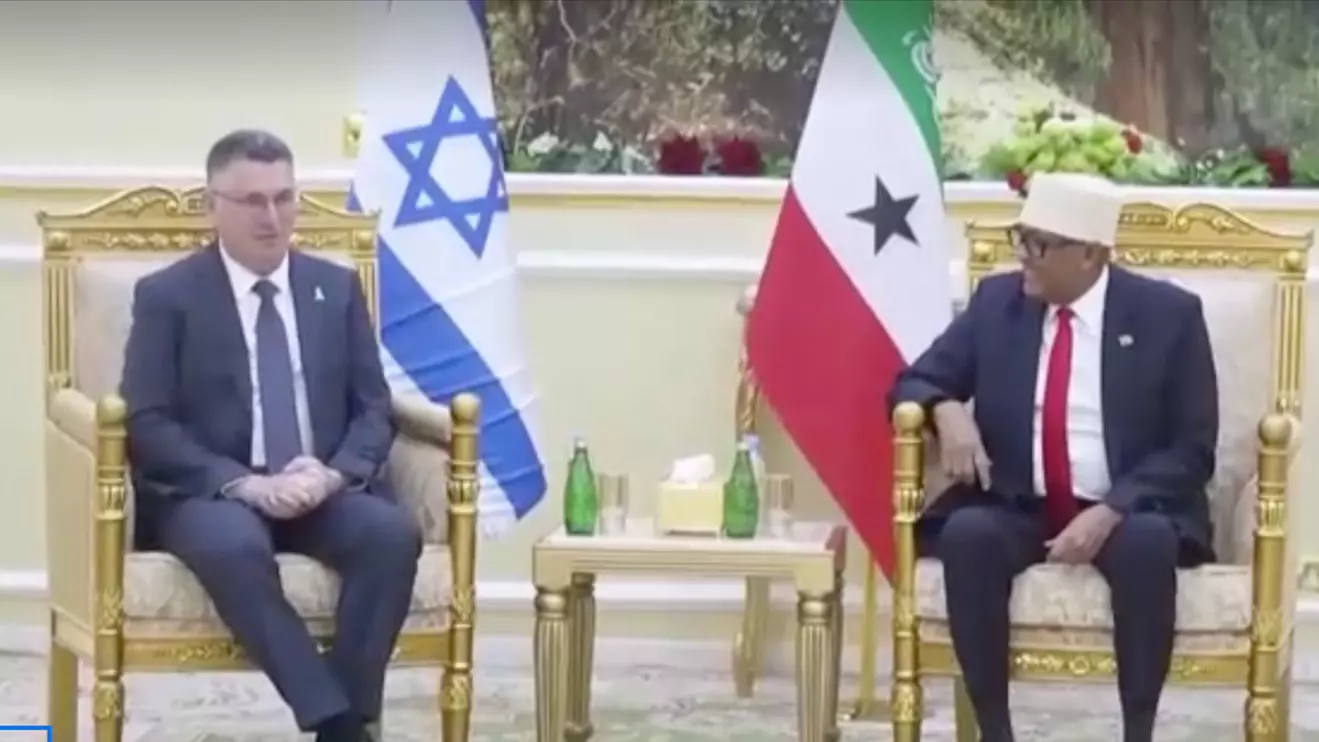 Israeli Foreign Minister Gideon Saar and Somaliland President Abdirahman Mohammed Abdullahi © X