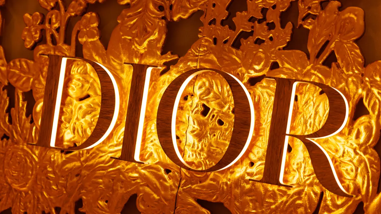 Dior logo on the golden wall of a store in Dubai Mall © Mena Today 