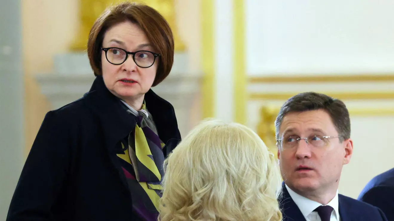 Head of the Russian Central Bank Elvira Nabiullina and Russian Deputy Prime Minister Alexander Novak, Sputnik/Sergei Karpukhin/Pool via Reuters/File Photo