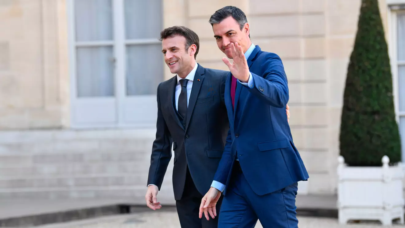 Pedro Sanchez and Emmanuel Macron © Mena Today 