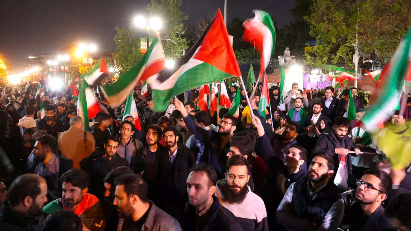 Iranian demonstrators attend an anti-Israeli gathering in front of the British Embassy in Tehran, Iran, April 14, 2024. Majid Asgaripour/WANA (West Asia News Agency) via REUTERS