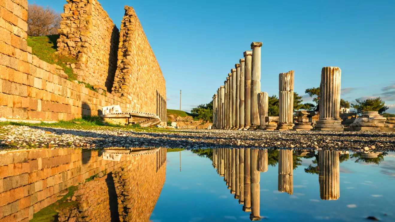 View of ancient city Pergamon, the capital of the Kingdom of Pergamon in 281–133 BC under the Attalid dynasty who transformed it into one of the major cultural centres of the Greek world, in Bergama district of Izmir, Turkey © Mena Today 