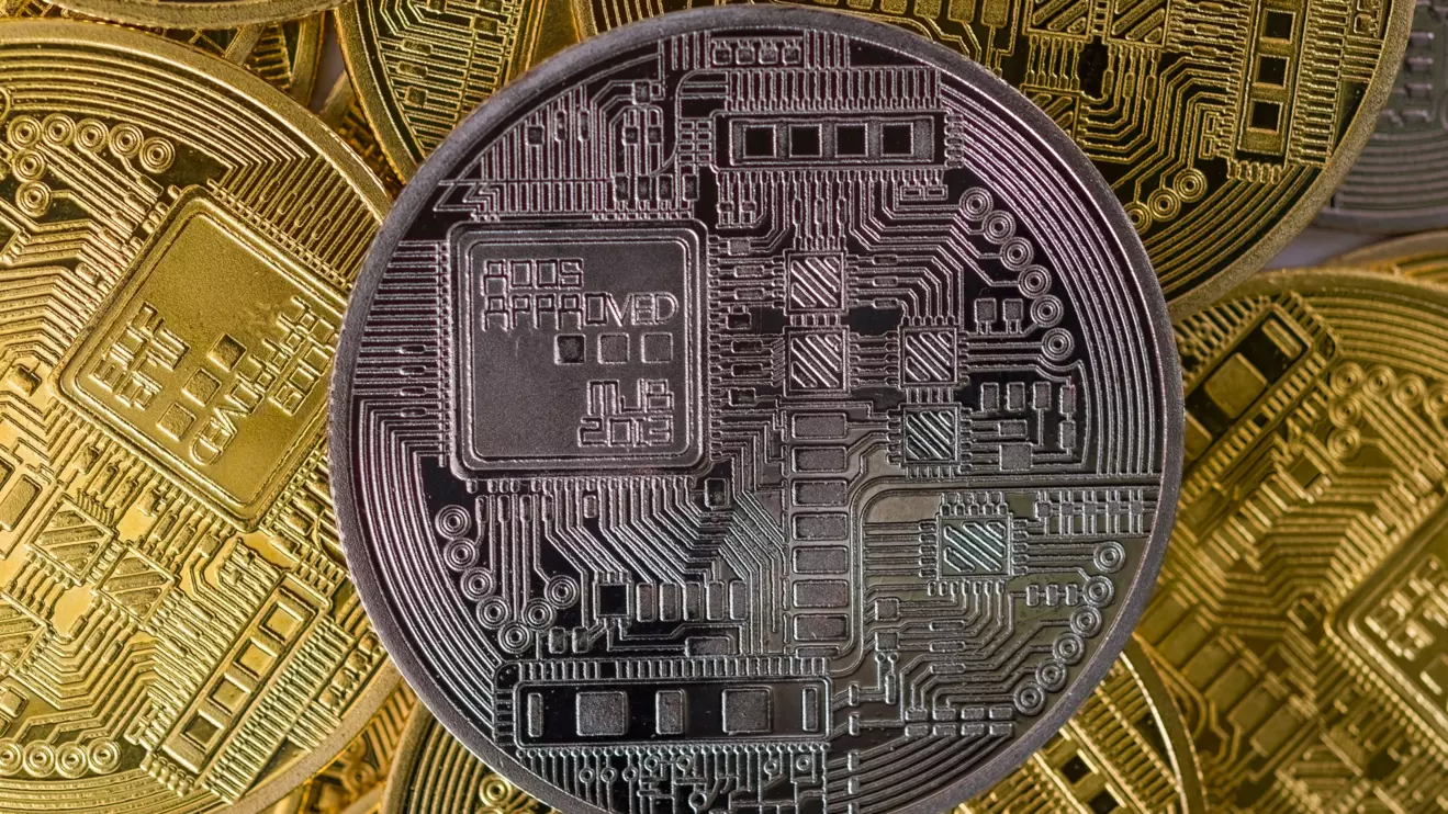 Stablecoins, such as AE Coin, are a category of cryptocurrencies whose value is tied to a stable asset, like fiat currency or gold © Mena Today 
