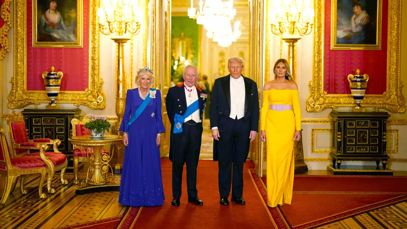King Charles and Queen Camilla stand with U.S. President Donald Trump and First Lady Melania Trump at the state banquet at Windsor Castle, in Windsor, Britain September 17, 2025. Aaron Chown/Reuters