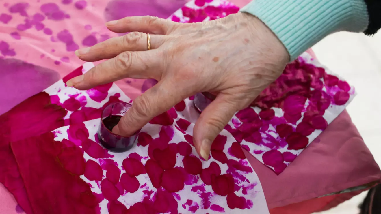 A person stains their finger on an ink pad to vote at a polling station on the first day of the presidential election in Cairo, Egypt, December 10, 2023. Reuters/Mohamed Abd El Ghany