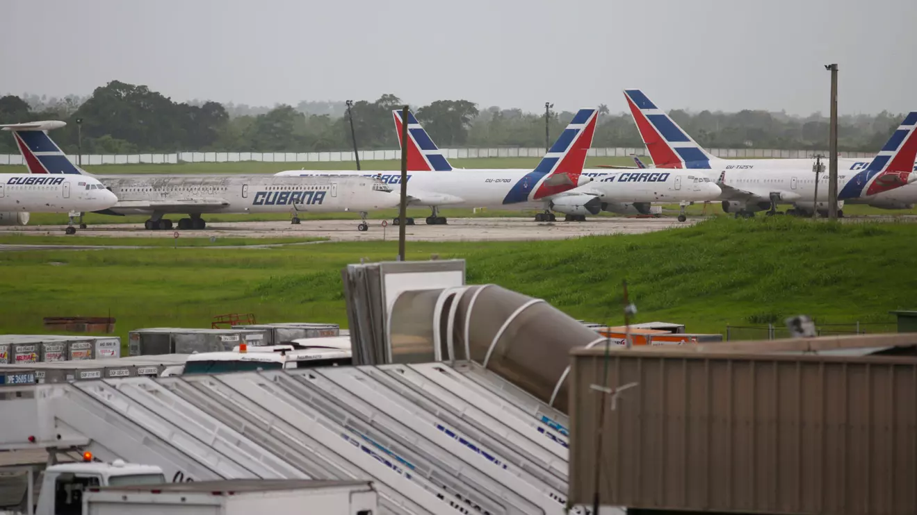Cuba' state-owned airline Cubana airplanes are seen parked at the Havana's International Airport in Havana, Cuba, June 14, 2018. Reuters/Alexandre Meneghini