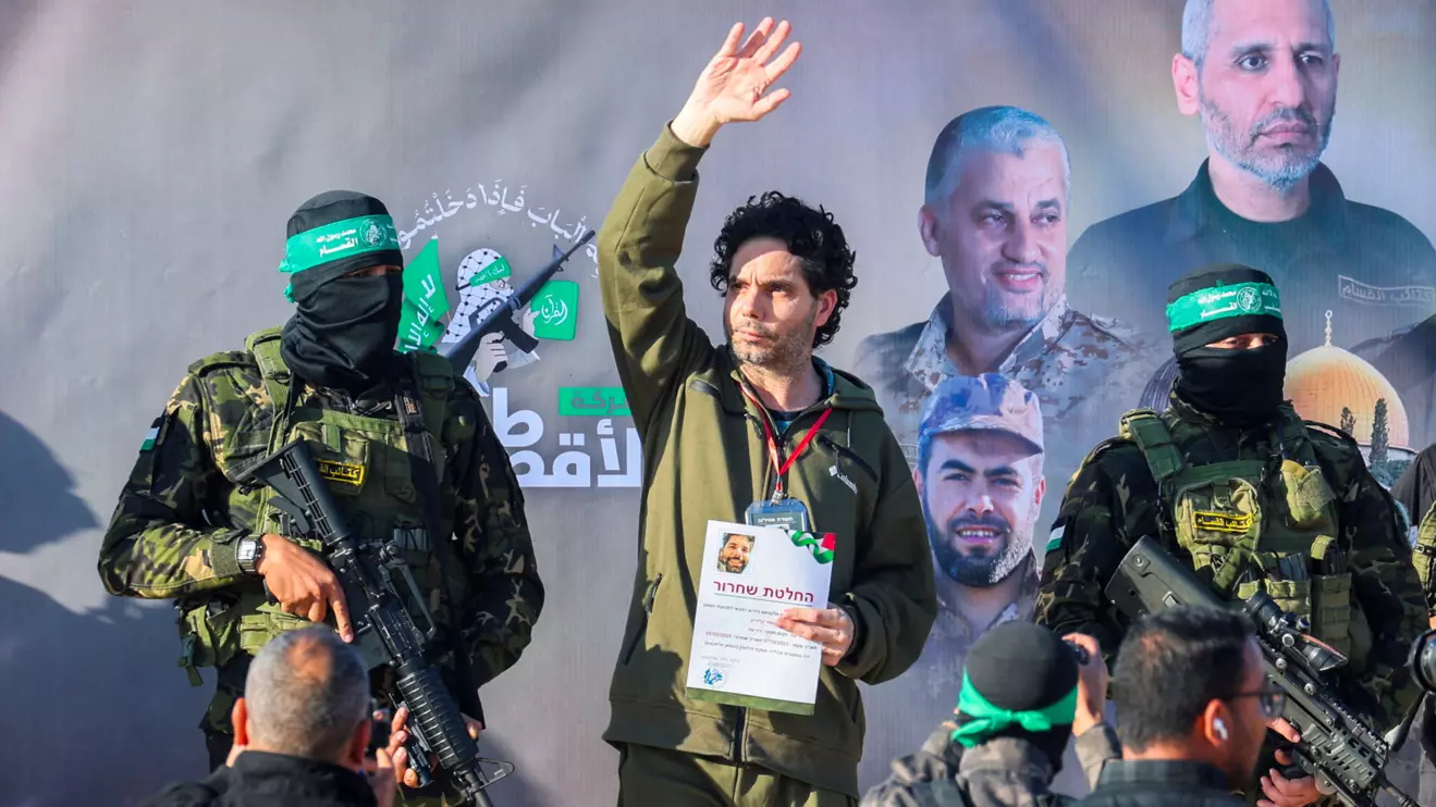 Ofer Kalderon, a hostage held in Gaza since the deadly October 7, 2023 attack, is released by Palestinian Hamas militants as part of a ceasefire and a hostages-prisoners swap deal between Hamas and Israel, in Khan Younis in the southern Gaza Strip, February 1, 2025. Reuters/Ramadan Abed