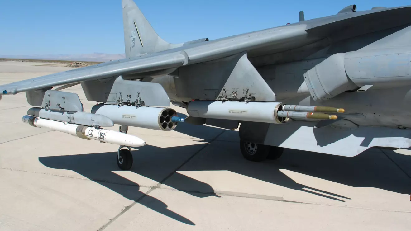 The US Navy describes the APKWS as an inexpensive way to destroy targets while limiting collateral damage in close combat © Navair