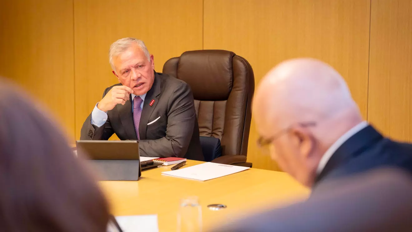 King Abdullah II visits the Independent Election Commissionand meets is president and board of commissioners to check on its preparations to oversee the election © X