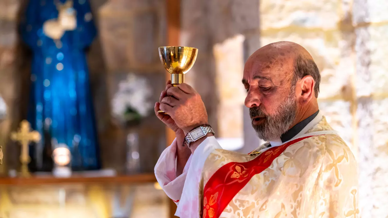 Qartaba, Lebanon, Maronite Mass © Mena Today
