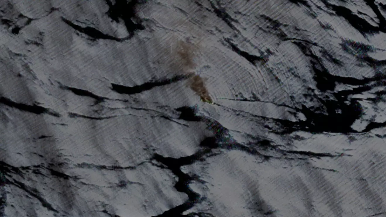 Satellite imagery shows smoke rising from the Greek-flagged ship Sounion at sea, which has been on fire since August 23 after an attack by Yemen's Houthis, according to EU Red Sea naval mission Aspides, August 25, 2024. European Union/Copernicus Sentinel-2/Handout via Reuters