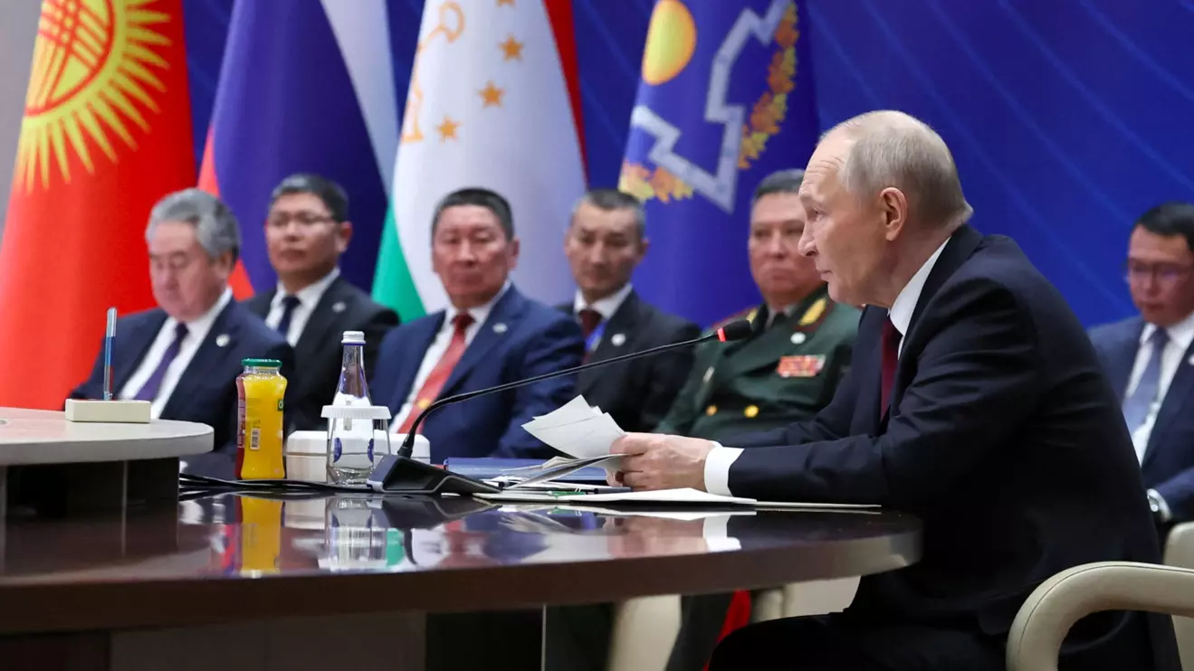 Russian President Vladimir Putin attends the Collective Security Treaty Organization (CSTO) summit in Bishkek, Kyrgyzstan, November 27, 2025. Sputnik/Alexander Kazakov/Pool via Reuters