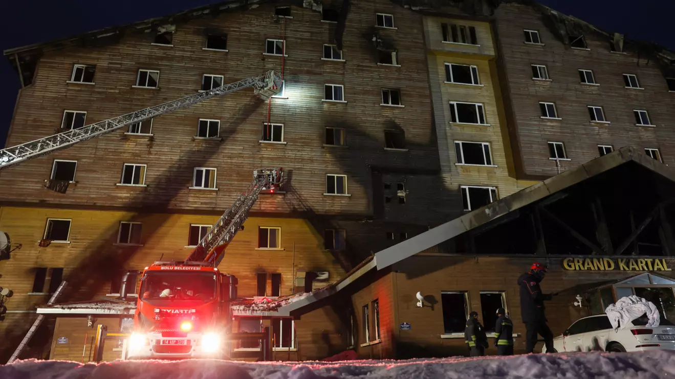 A fire truck is seen in front of a hotel, following a deadly fire, in the ski resort of Kartalkaya, in Bolu, Turkey, January 21, 2025. Reuters/Murad Sezer