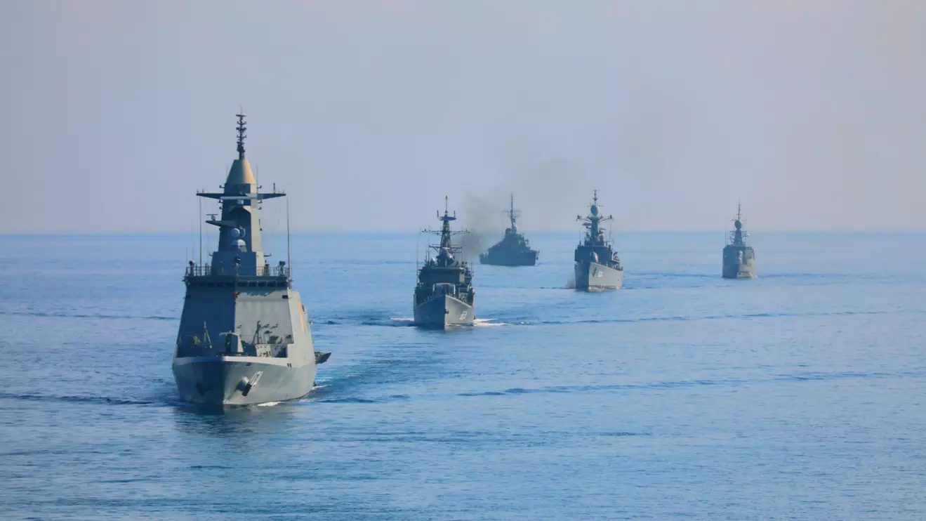 Iran's navy said it had prevented "American-Zionist" warships entering the Strait area by issuing a "swift and decisive warning". Typical Iranian propaganda © Mena Today 