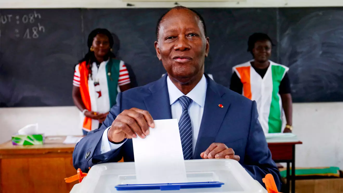 President of Ivory Coast Alassane Dramane Ouattara of the RDR (Rally of Republicans) party casts his ballot during the country's municipal and regional elections in Abidjan, Ivory Coast, October 13, 2018. Reuters/Luc Gnago