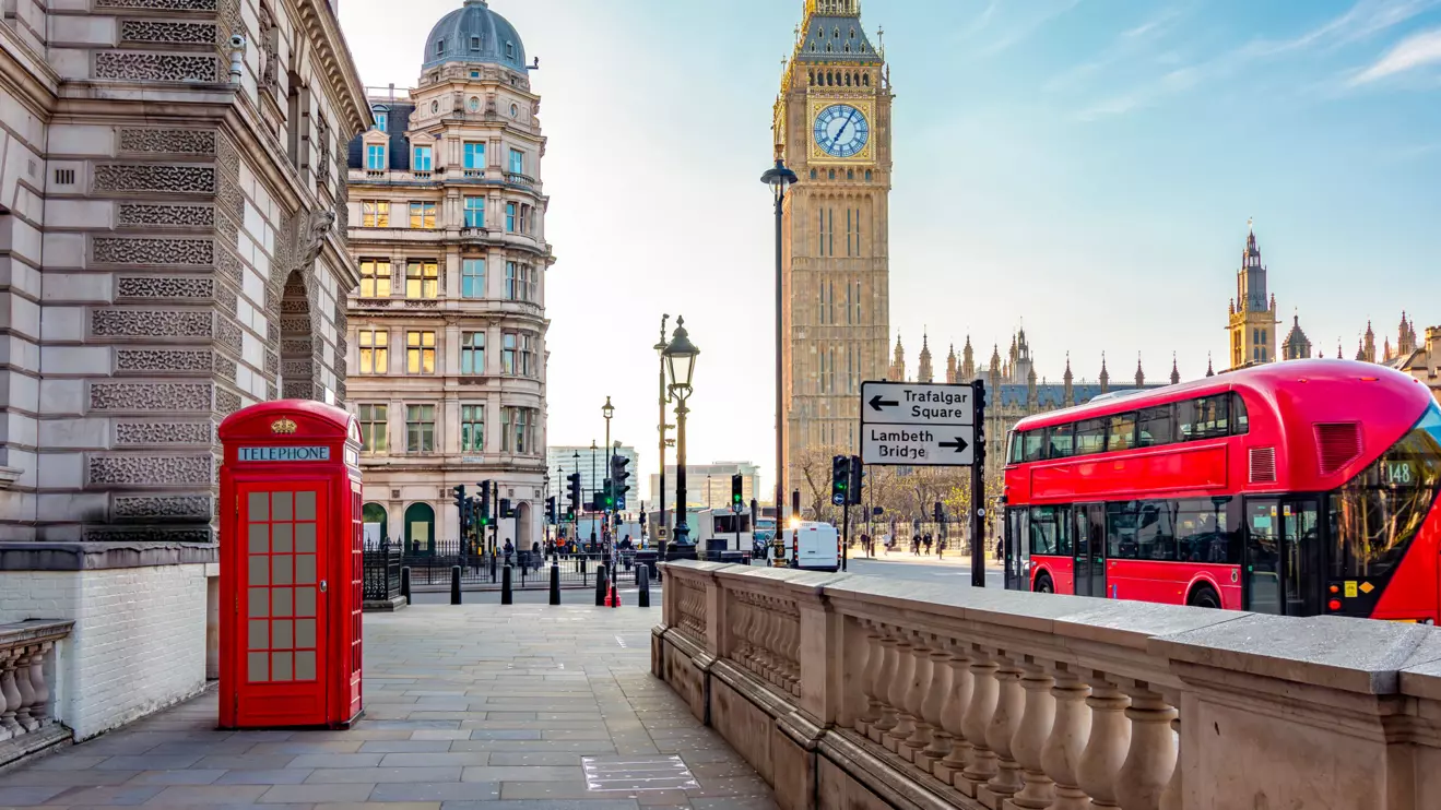 Ansari is a major shareholder in private lender Bank Ayandeh, which was dissolved last week by Iran's central bank due to longstanding debts and regulatory issues © Mena Today 