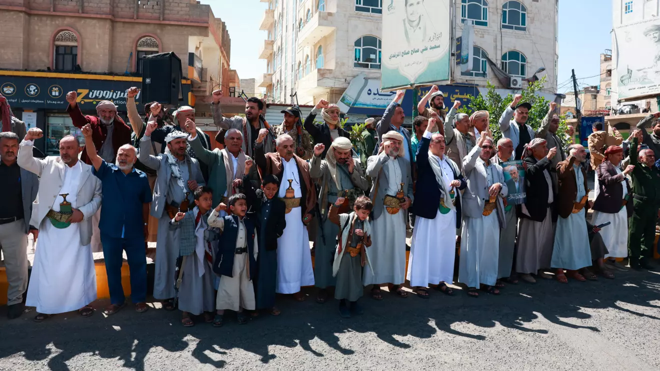 Houthi supporters gather in solidarity with the movement as fighting escalates across several fronts, in Sanaa, Yemen, October 7, 2026. Reuters/Mohammed al-Mahdi