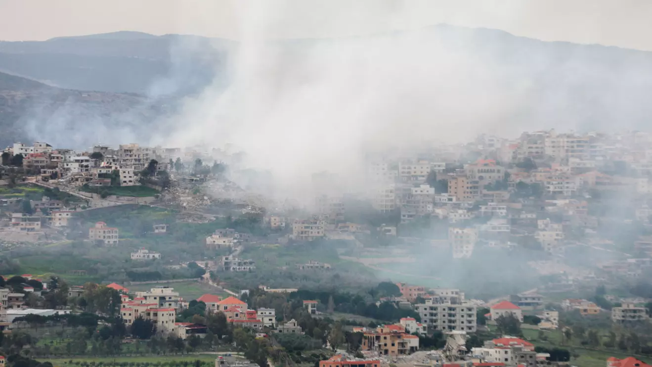 Smoke rises from Khiam, following Israeli strikes, as seen from Marjayoun, in southern Lebanon, March 28, 2025. Reuters/Karamallah Dahe