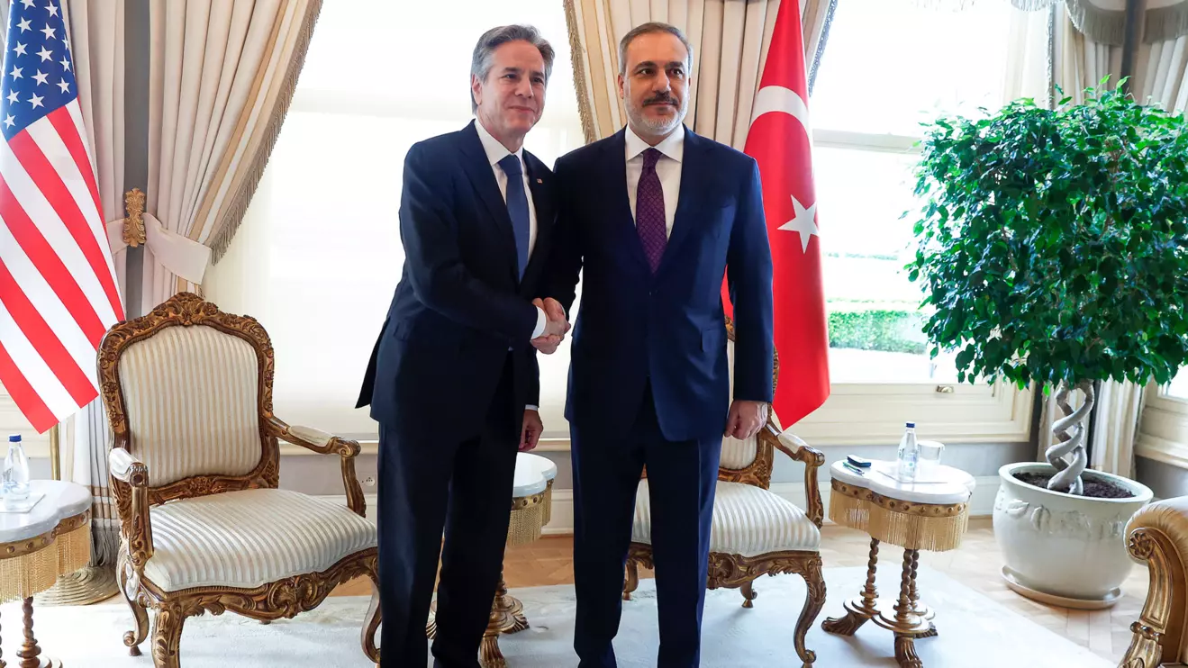 U.S. Secretary of State Antony Blinken shakes hands with Turkish Foreign Minister Hakan Fidan, at Vahdettin, a private residence of the Presidency, in Istanbul, January 6, 2024. Reuters/Evelyn Hockstein