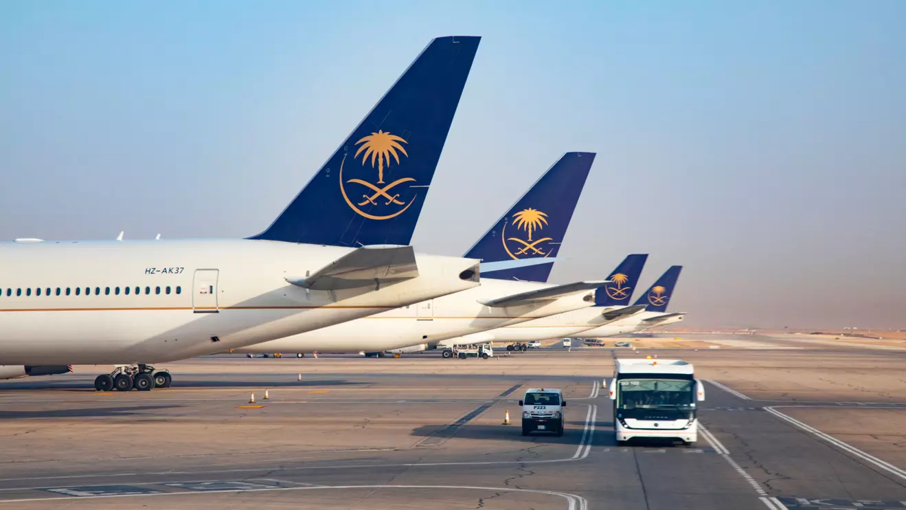 Several major airports recorded severe disruption, including Riyadh at 86%, Dammam at 42% and Abha at 46.7% © Mena Today 