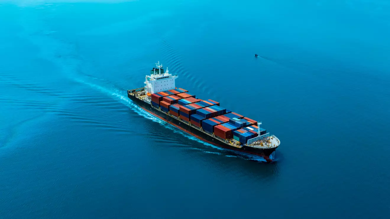 Overall, the new sanctions target 15 shipping firms, 52 vessels © Mena Today 