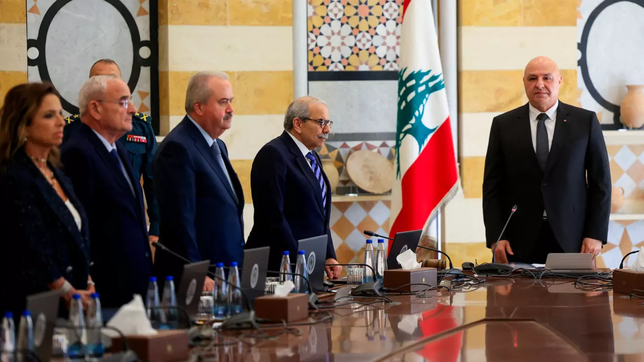 Lebanese President Joseph Aoun, Prime Minister Nawaf Salam and members of the cabinet stand as they attend a cabinet session to discuss the army's plan to disarm Hezbollah, at the Presidential Palace in Baabda, Lebanon, September 5, 2025. Reuters/Mohamed Azakir