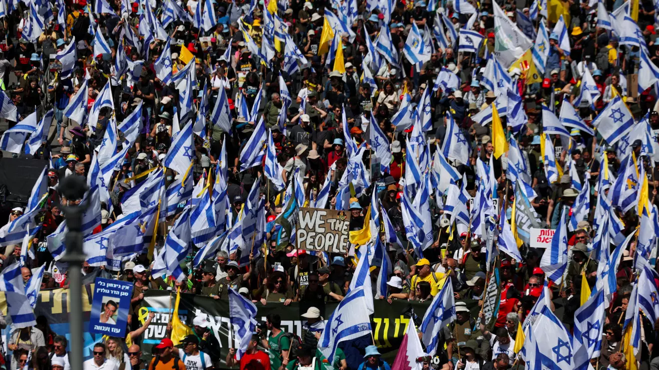 People march during a rally against the Israeli government and Israeli Prime Minister Benjamin Netanyahu, and demanding the release of all hostages from Gaza, in Jerusalem, March 19, 2025. Reuters/Ronen Zvulun