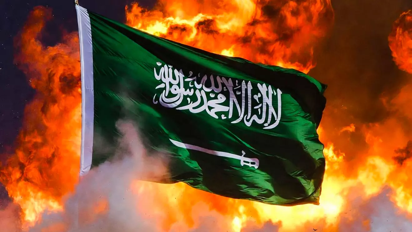 Powerful explosions rang out in the Saudi capital twice on Saturday, after the Houthis attempted to strike Riyadh with a ballistic missile and separately targeted Aramco facilities in Yanbu © Mena Today 