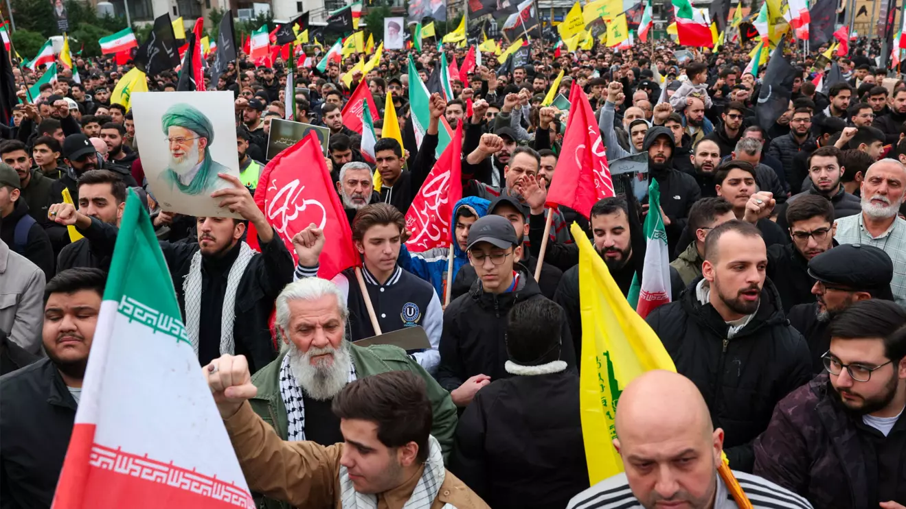 Hezbollah supporters rally in solidarity with Iran, after U.S. and Israeli strikes killed Iranian Supreme Leader Ayatollah Ali Khamenei, in Beirut, Lebanon, March 1, 2026. Reuters/Mohamed Azakir