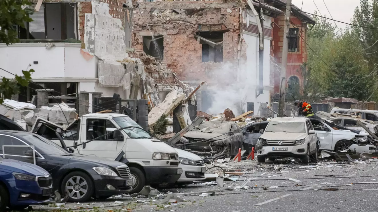 A view shows a residential neighbourhood hit during a Russian drone and missile strike, amid Russia's attack on Ukraine, in the outskirts of Kyiv, Ukraine, September 28, 2025. Reuters/Anatolii Stepanov