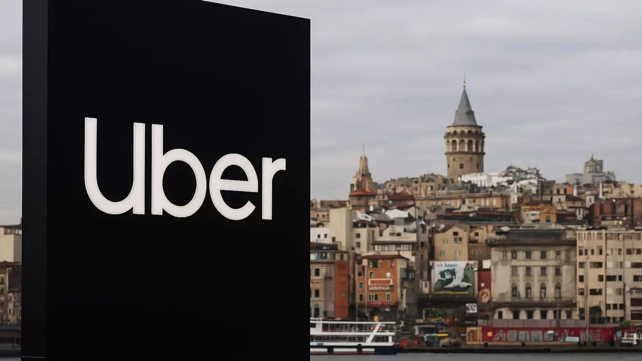 While Uber has faced regulatory challenges in several markets, including Turkey in previous years, the company has since resumed operations and is working closely with Turkish authorities to expand its services, particularly in urban centers like Istanbul © Mena Today 